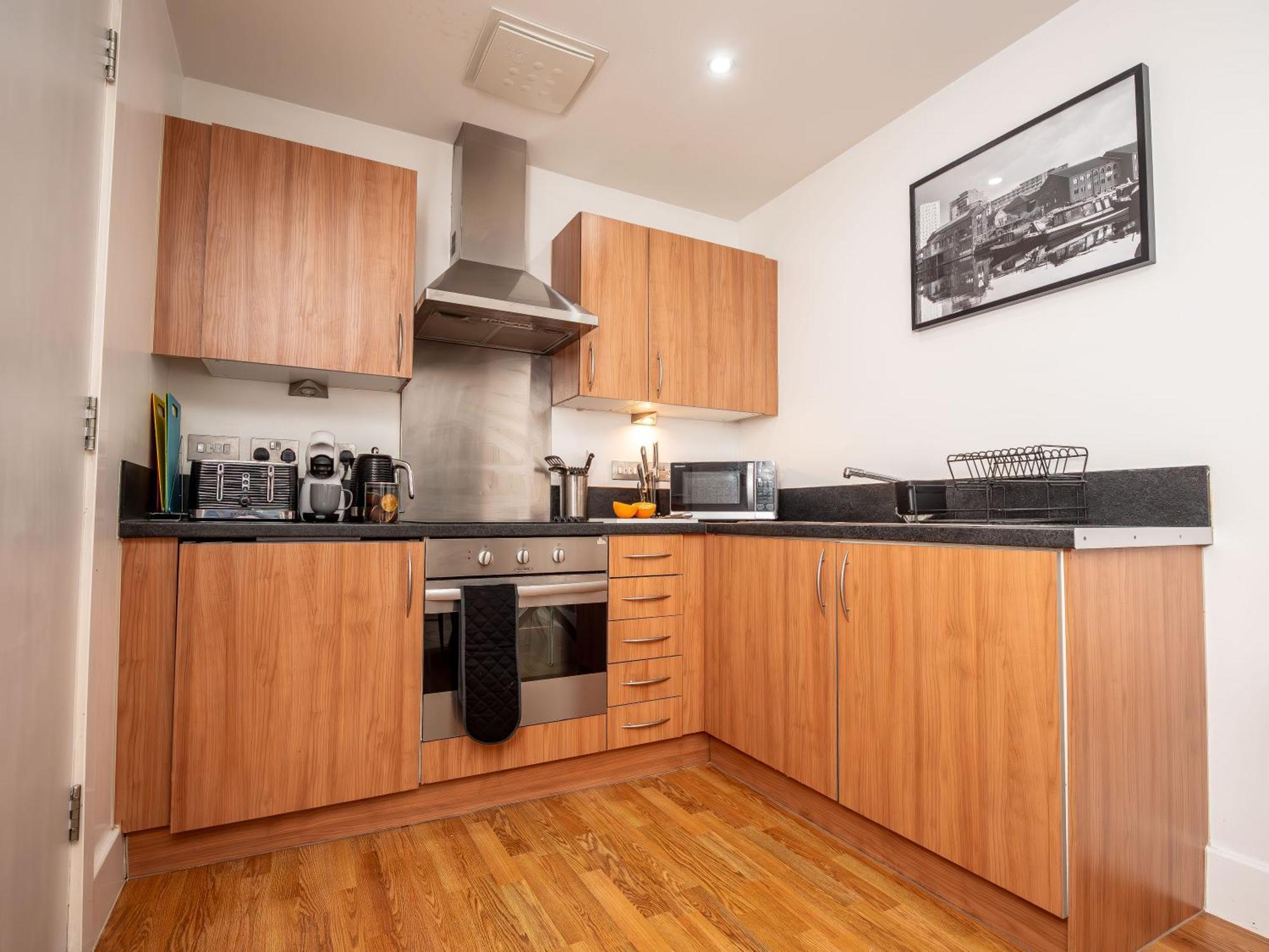 Amazing New Arcadian Centre - 1bdr - Balcony & Parking Appartement