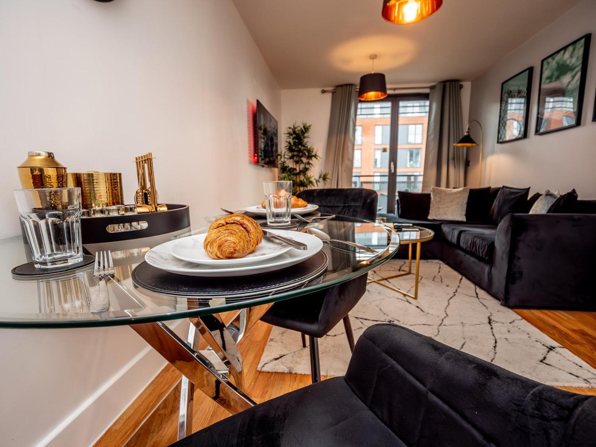 Amazing New Arcadian Centre - 1bdr - Balcony & Parking Birmingham